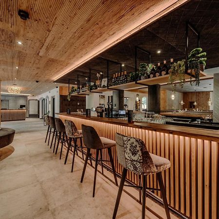 Familienresort Reslwirt Flachau Bagian luar foto