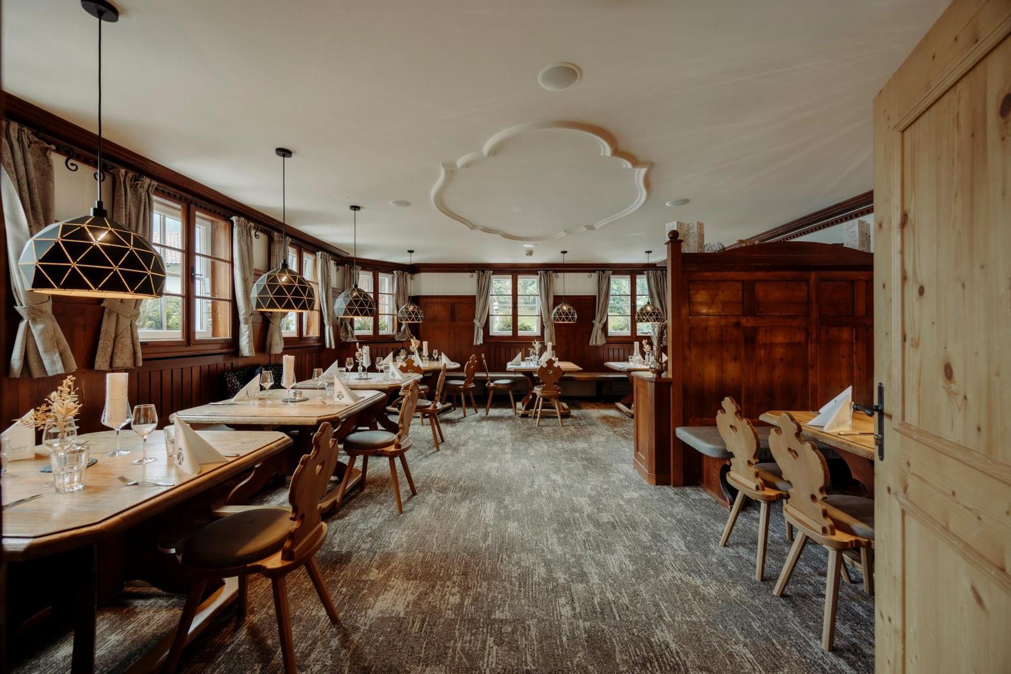Familienresort Reslwirt Flachau Bagian luar foto