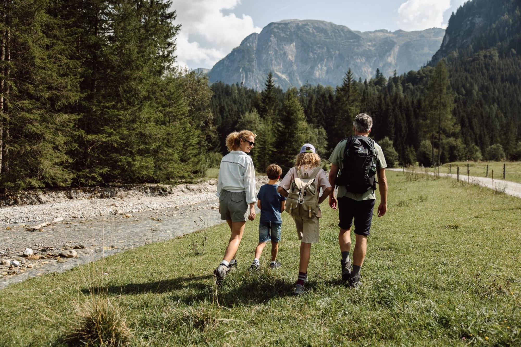 Familienresort Reslwirt Flachau Bagian luar foto