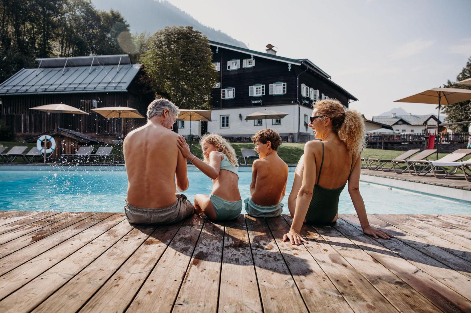 Familienresort Reslwirt Flachau Bagian luar foto